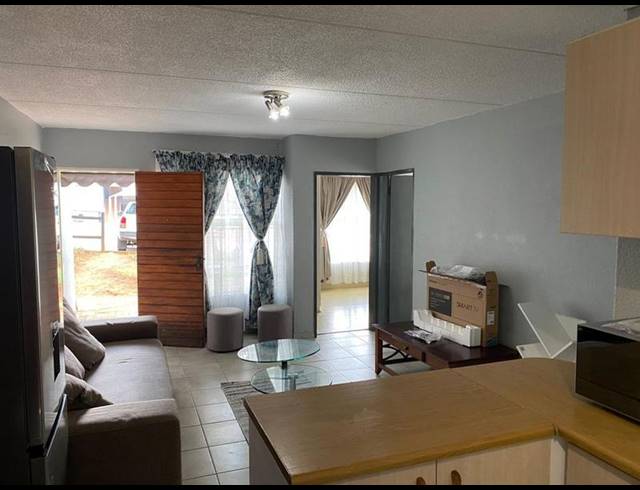 3 BEDROOM APARTMENT FOR SALE IN WESTDENE